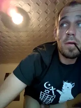 Stripchat Live Sex Cam of Codymc89