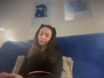 Stripchat Free Porn Cam of Neyrinn