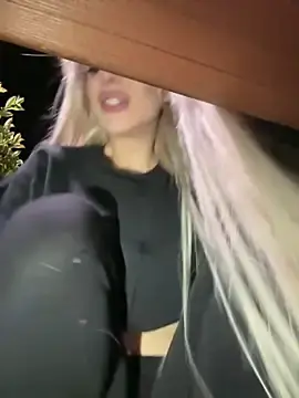 Stripchat Watch Live Sex Cams of AlyssaFoxx_