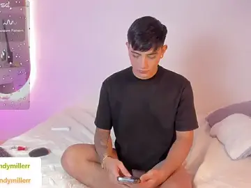 Stripchat Live Sex Cam of Andy_millerr