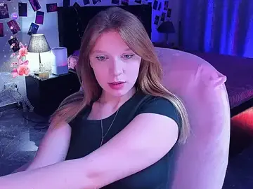 Stripchat Best Webcam of KarambaMoon
