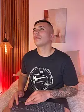 Stripchat Sex Cam of Diiego_Axel