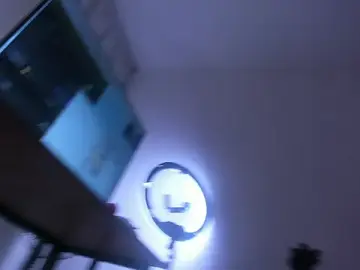 Stripchat Sex Cam of Kitty_Burn