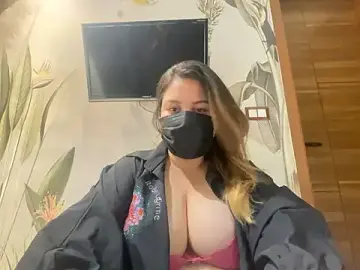 Stripchat Sex Cam of kavyasingh36