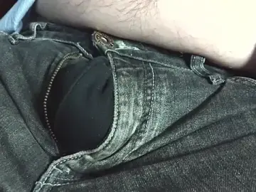 Stripchat Sex Cam of hairyandtiny