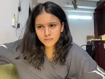 Stripchat Watch Live Sex Cams of Naira_fit