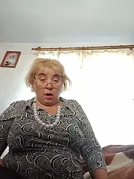 Stripchat Live Porn of Elena_Beautiful784