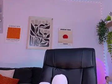 Stripchat Watch Live Sex Cams of ViolettCastel