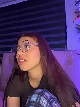 Stripchat Watch Live Sex Cams of devaraquelle