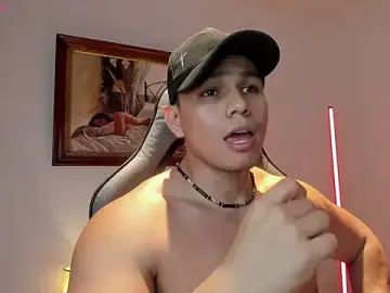 Stripchat Free Porn Cam of RoyConstance
