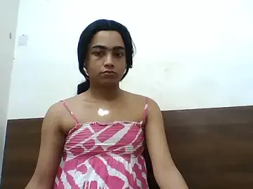 Stripchat Live Sex Cam of lilysstone12