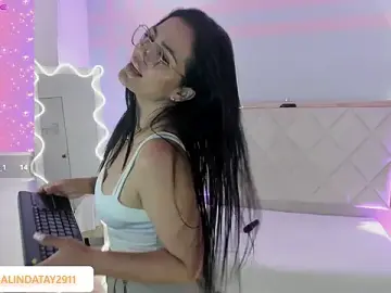 Stripchat Live Sex Cam of Rosalind_tay