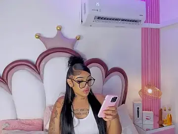 Stripchat Free Live Porn of Mia_Jansen
