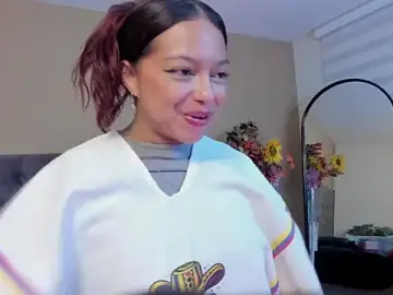 Stripchat Free Porn Cam of Missy_davis