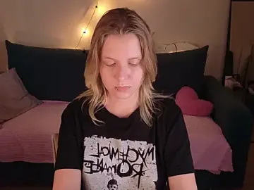 Stripchat Free Porn Cam of Viki_Charm