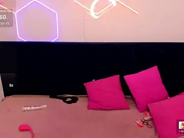 Stripchat Live Sex Cam of Diana_Garrett