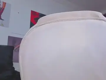Stripchat Free Porn Cam of _sharlotte777
