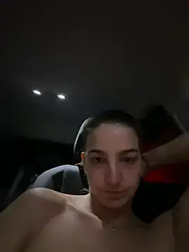Stripchat Free Porn Cam of DoriDelux66