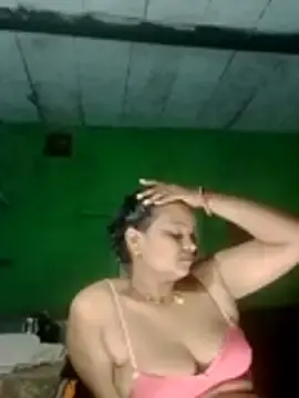 Stripchat Live Sex of Shivani09900