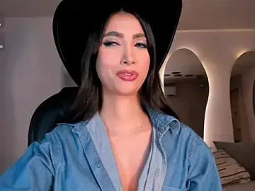 Stripchat Watch Live Sex Cams of ValeriaVelvet