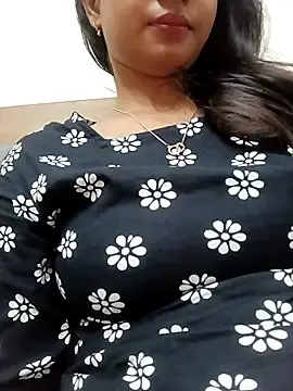 Stripchat Live Sex Cam of avii5