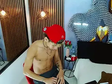 Stripchat Live Sex Cam of Skinny_cute_Alyer