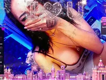 Stripchat Free Porn Cam of KYLIE_SHEMALE