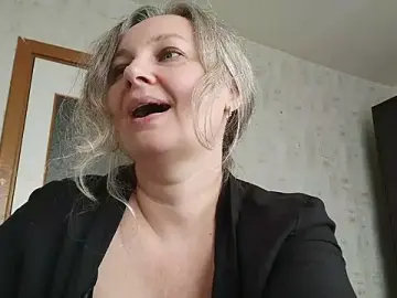 Stripchat Free Live Porn of EdithManning