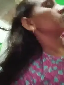 Stripchat Adult Webcams of Baby__Shreya