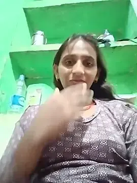 Stripchat Adult Webcam of Baby__Shreya