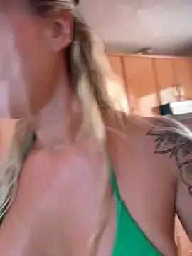 Stripchat Adult Webcam of NastyMilf_