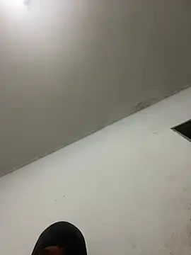 Stripchat Watch Live Sex Cams of BigBig024