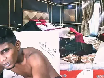Stripchat Sex Cam of IndianThuggin