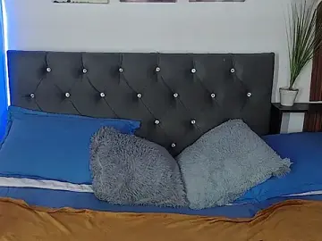 Stripchat Adult Webcam of fyreandfox_