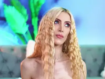 Stripchat Best live sex cam show of EllaBlake