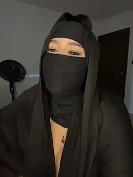 Stripchat Live Sex Cam of rhizanthella_