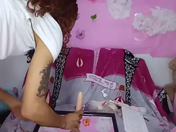Stripchat Free Porn Cam of Elii_petit1