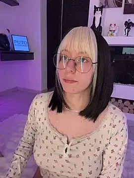 Stripchat Sex Cam of _nobara__