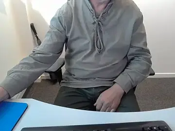 Stripchat Free Porn Cam of Buggemann