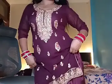 Stripchat Free Porn Cam of YourDesi_Laila_