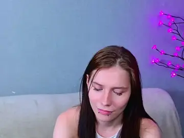 Stripchat Sex Cam of CleoBloom_