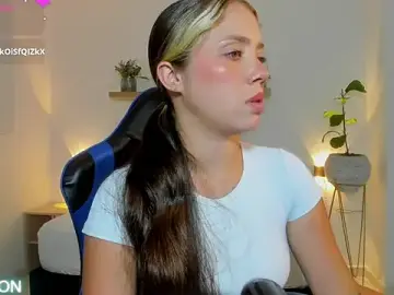 Stripchat Live Sex Cam of nataly_rodri