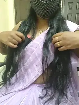 Stripchat Live Porn of lolida69thamil