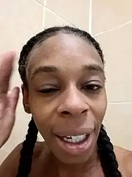 Stripchat Free Porn Cam of Jasmine_FullsShine