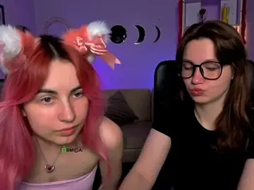 Stripchat Watch Live Sex Cams of helli_belli