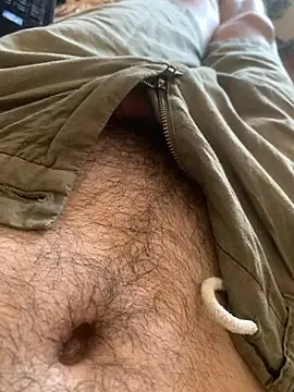 Stripchat Nude Webcam of MuzzyFacing