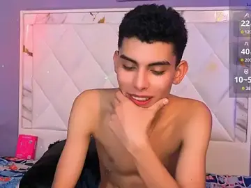 Stripchat Free Live Porn of sky_jules