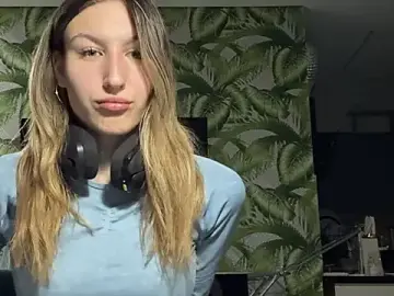 Stripchat Live Sex Cam of RadialTalc