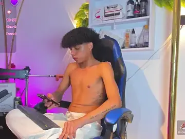 Stripchat Live Sex of _taylor_black