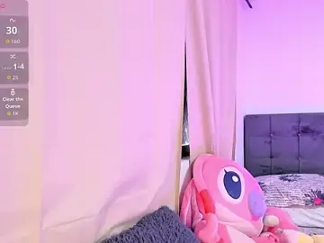Stripchat Live Sex Cam of Kylie2211